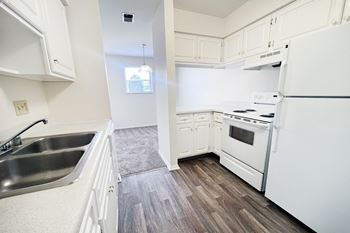 Fully equipped kitchens